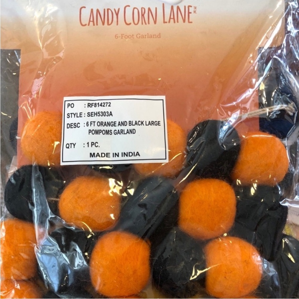 Candy Corn Lane  Halloween 6ft Garland